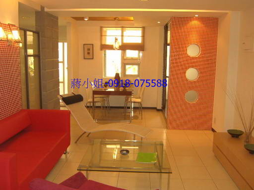 台中買屋-文心國小3樓公寓(28坪.地段佳.裝潢家俱) - 20091219210455_228355109.jpg(圖)