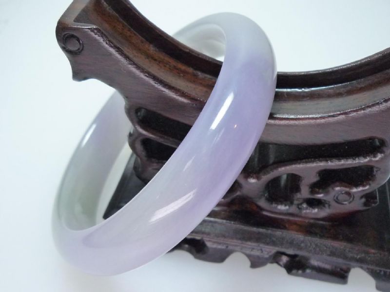 大台中地區高價現金收購翡翠手鐲.翡翠墬.名錶.鑽石.珠寶.K金.黃金.洽連先生:0955821668 - 20111205183944-83908219.JPG(圖)