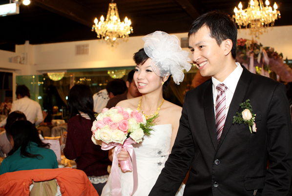 繁瑣的婚禮企劃與執行~請洽專業的高雄璦荷華婚禮顧問《婚禮顧問,婚禮紀錄》 - 20091231025120_199910632.JPG(圖)