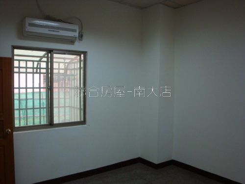 標題 租湳雅街 優質嚴選華廈 月租9000 - 20100206194256_457545031.JPG(圖)