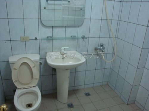 標題 租湳雅街 優質嚴選華廈 月租9000 - 20100206194256_457562671.JPG(圖)