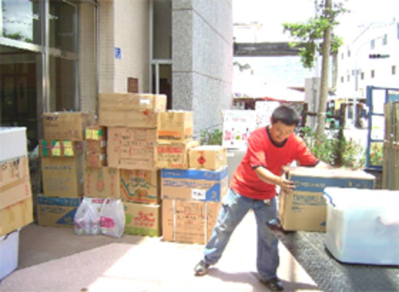 搬家找三代。高雄搬家,高雄縣搬家,屏東市搬家,重機械搬運,屏東縣搬家,公司工廠機關搬運 - 20100203151458_521086187.jpg(圖)