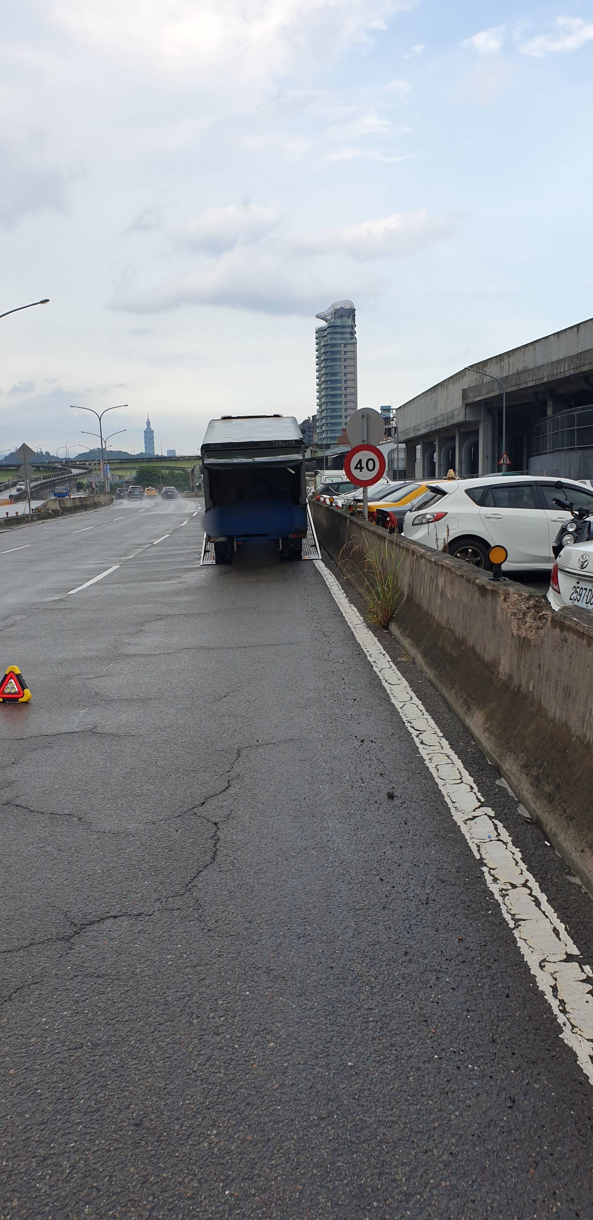 專業拖車服務電話0913177311,道路救援拖吊車 - 20210422093312-55339734.jpg(圖)