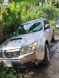 汽車輪胎掉水溝救援:0913177311-輪胎懸空打滑拋錨故障找不到拖車救援-請撥打道路救援專線-_圖片(1)