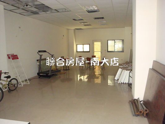 租光明六路金店面..面寬大又醒目@@   - 20100315230621_666252343.JPG(圖)