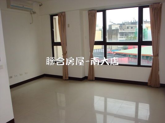 租近竹北家樂福透天別墅不看後悔住辦皆可租30000 - 20100315230950_666444203.JPG(圖)