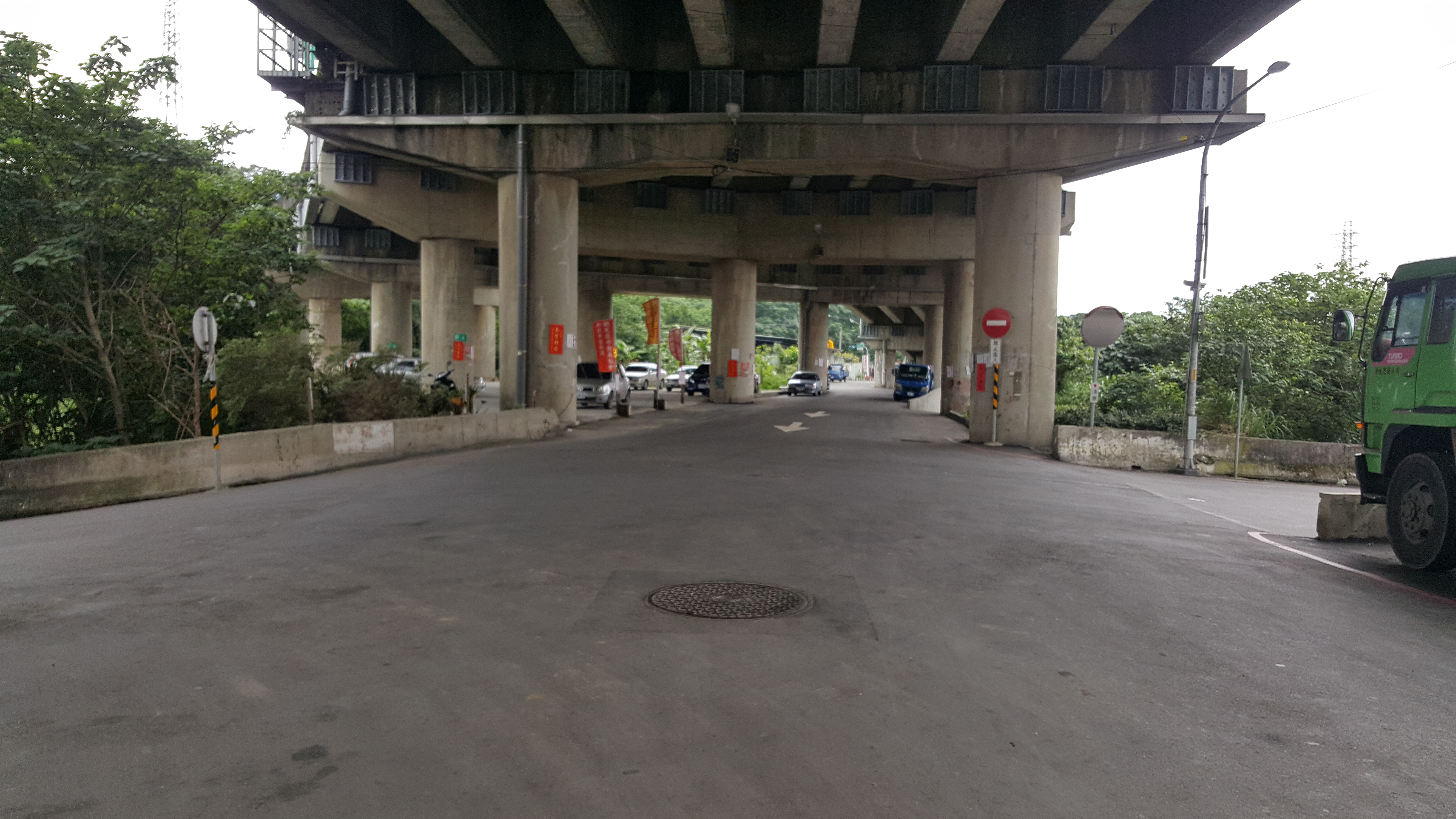 ＊～鶯歌區　鶯桃路~~鶯歌㊣１０米路旁建地==土地總坪數：１４７坪、前後臨路、每坪單價： ２８萬、交通便捷～＊ - 20160524150016-73399683.jpg(圖)