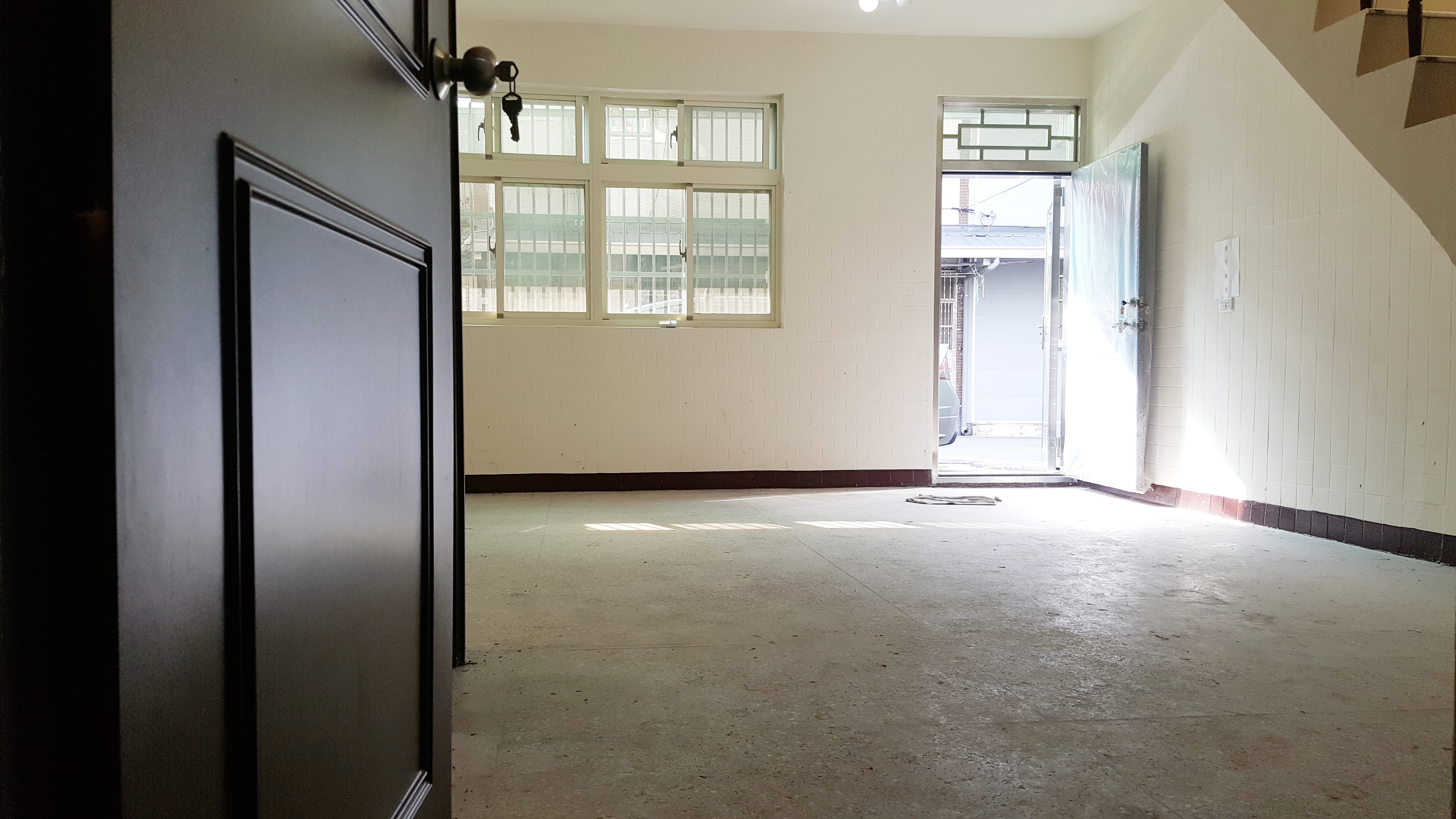 ＊～龍潭區　中興路~~中興路邊間透天==土地：２０坪、總樓層：１~２樓、８０４國軍桃園總醫院旁、交通便捷～＊ - 20161103131316-150211857.jpg(圖)