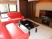 ＊～桃園區　榮華街~~桃園後站庭院電梯一樓==４２坪、超大後花院可使用、近鳳鳴重劃區～＊_圖片(1)