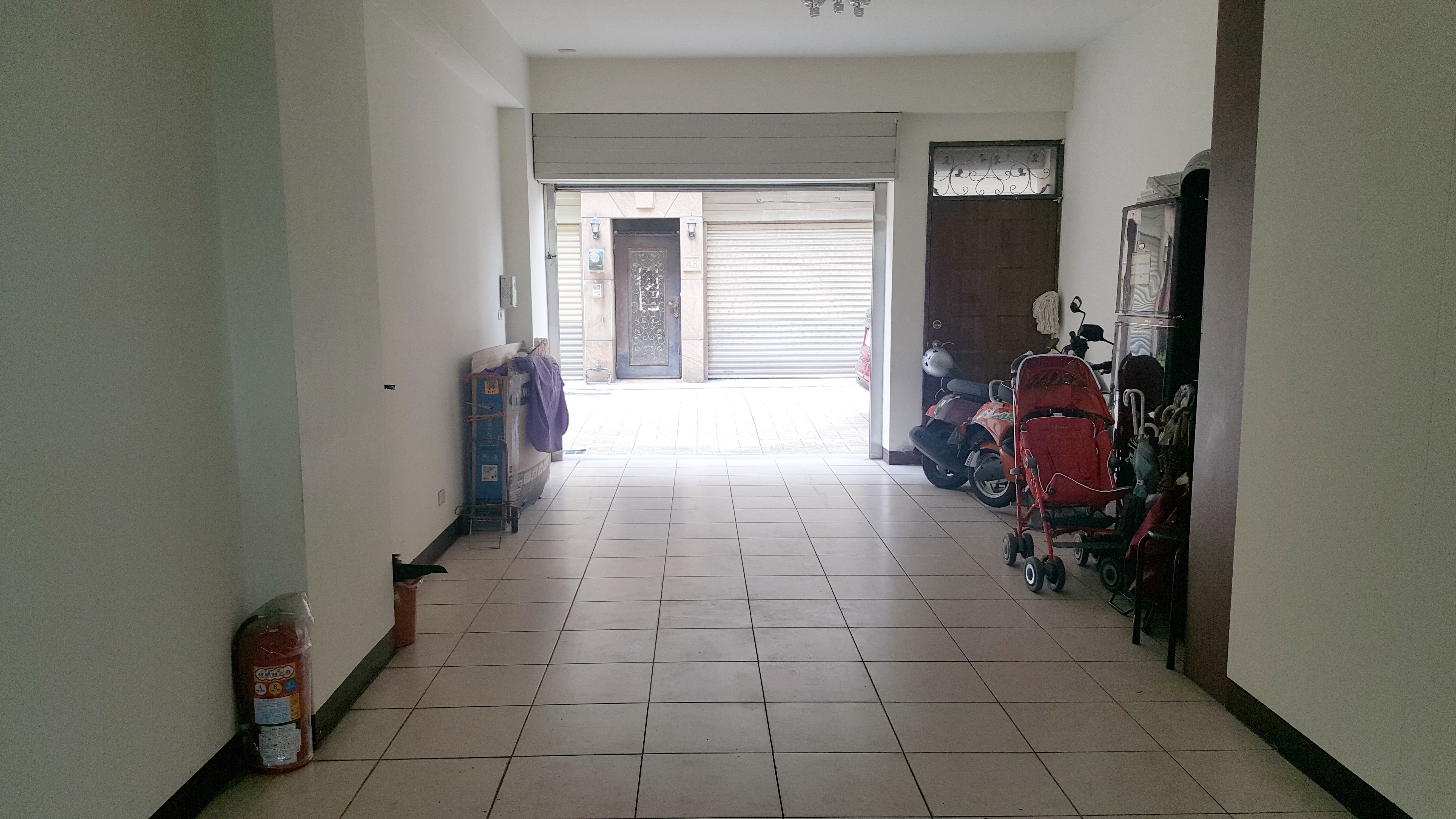 ＊～桃園區　富國路~~富國路雙車位美墅==土地：２３坪、總樓層：１~４樓、百萬歐德傢俱裝潢～＊ - 20170704155612-155127999.jpg(圖)