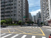 ＊～桃園區　國聖一街~~國泰商圈７-１１△收租金店面==總坪數：３６坪、臨路寬：１２米路、面寬：７米、交通便捷～＊_圖片(3)