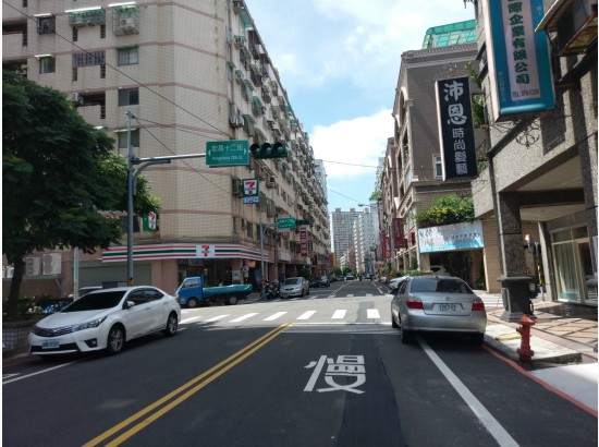 ＊～桃園區　國聖一街~~國泰商圈７-１１△收租金店面==總坪數：３６坪、臨路寬：１２米路、面寬：７米、交通便捷～＊ - 20170817183946-966517183.jpg(圖)