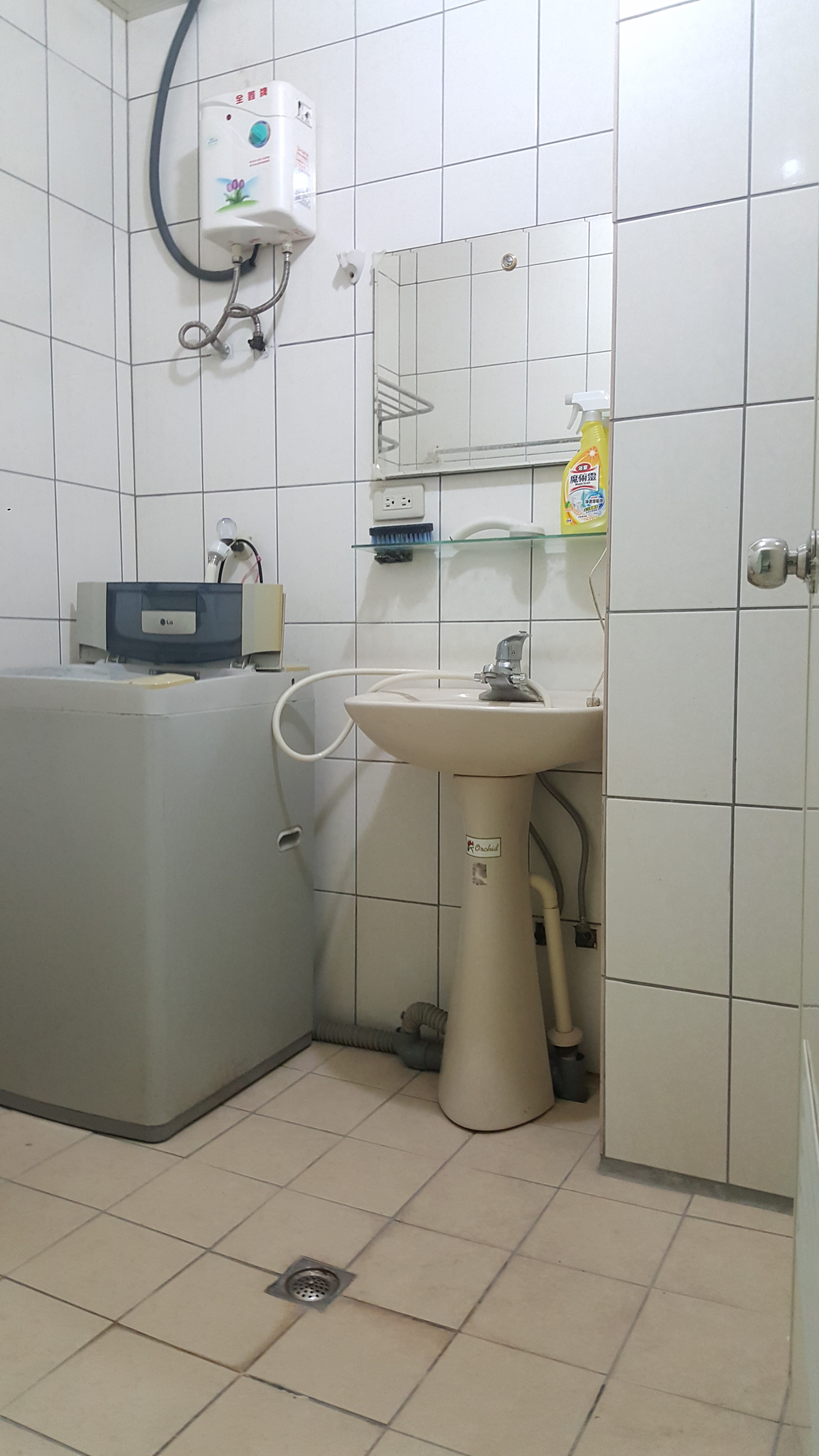 ＊～桃園區　建新街~~桃園後站收租透天套房==８間套房、月收租：４.８萬、後站精華地段～＊ - 20170911115441-102329797.jpg(圖)