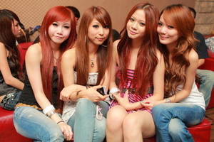 誠徵:正/兼/短期/打工人員 日薪4000~8000元 日領可試做 歡迎缺錢ㄉ(妳) 歡迎線上洽詢!! - 20100615215605_611058804.jpg(圖)