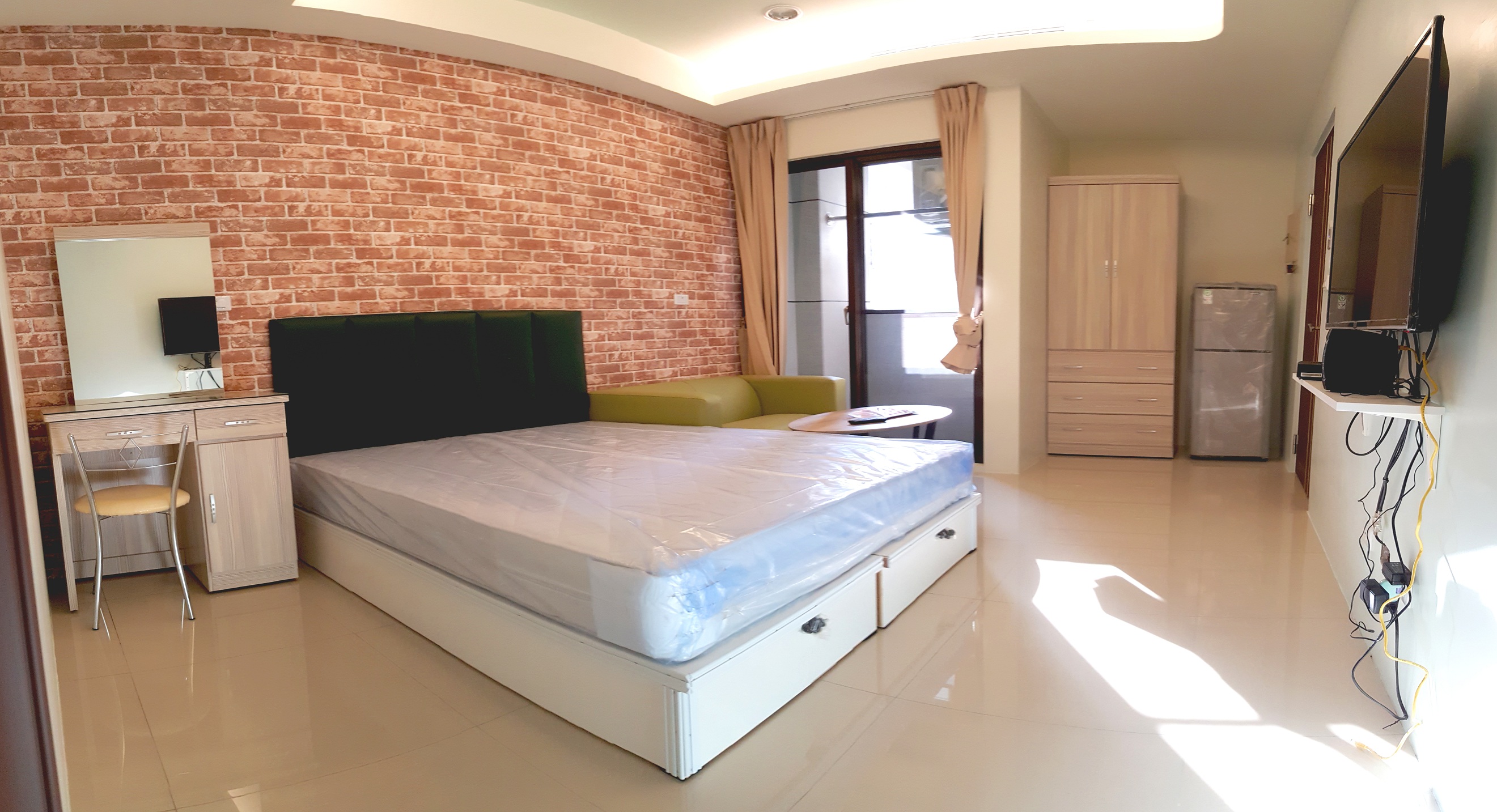 成功路一中街北屯路《電梯陽台別墅視景觀宅 - 20120408145357-294356.jpg(圖)