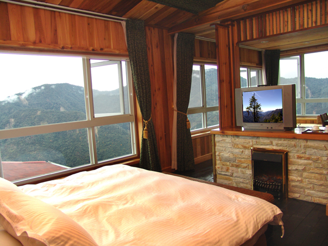 【雲頂渡假山莊】暑假fun輕鬆，清境騎馬、合歡山賞花趣 - 20100615144550_449155812.jpg(圖)