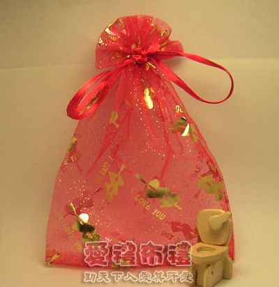 婚禮小物,大紅色串串心燙金雪紗袋12x17cm @1包20個@1個2.7元 - 20100808132627_246102234.jpg(圖)