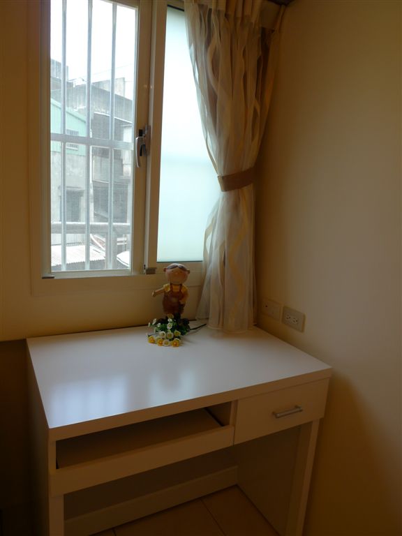 漂亮裝潢，家電全/管理員代收信件垃圾 - 20140722153823-411611118.JPG(圖)