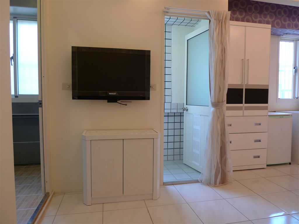 漂亮裝潢，家電全/管理員代收信件垃圾 - 20140722153823-411614286.JPG(圖)