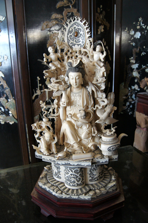 【待售】象牙雕觀音像 / 收藏珍品古董 / 宗教藝品 / 含證明書、象牙資料登記卡 - 20110306225317_426043765.jpg(圖)