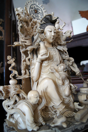 【待售】象牙雕觀音像 / 收藏珍品古董 / 宗教藝品 / 含證明書、象牙資料登記卡 - 20110306225317_426050046.jpg(圖)