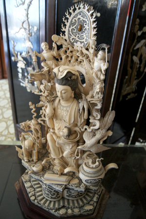 【待售】象牙雕觀音像 / 收藏珍品古董 / 宗教藝品 / 含證明書、象牙資料登記卡 - 20110306225317_426055828.jpg(圖)