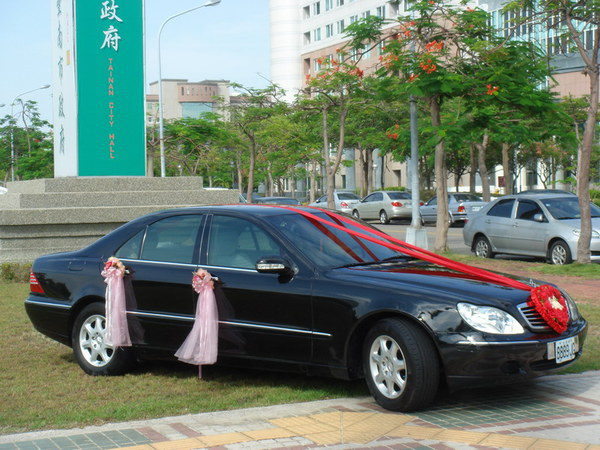 宜蘭特斯拉Tesla結婚禮車出租/宜蘭禮車出租/宜蘭新娘禮車出租 全省最優評 全面提升服務 - 20110301173055-973153546.jpg(圖)