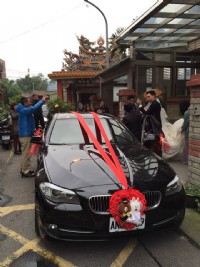 新北市特斯拉Tesla結婚禮車出租/禮車出租/新娘禮車出租 全省最優評 全面提升服務 _圖片(4)