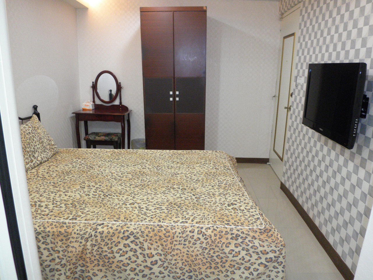 台北捷運旁短期租屋，台北短租，短期租屋租房，台北市中心短期月租電梯獨立套房 - 20161009153749-999379889.jpg(圖)