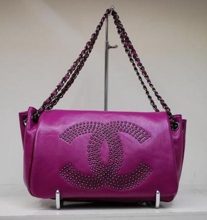 歡迎觀臨我們名牌皇朝購物網喔, LV,GUCCI ,ROLEX, 名牌批發,包包,手錶,2011年最新款  - 20110620134416_550411908.jpg(圖)