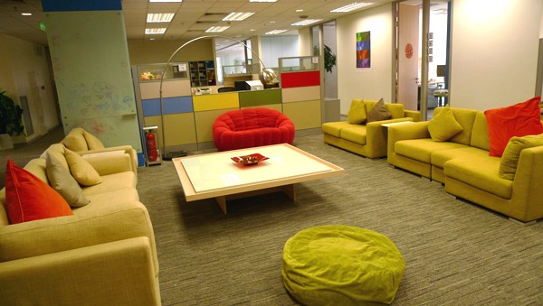 台北辦公室出租~有任何辦公室租售需求，皆歡迎隨時與我們聯絡.... - 20110629154459_495172140.jpg(圖)