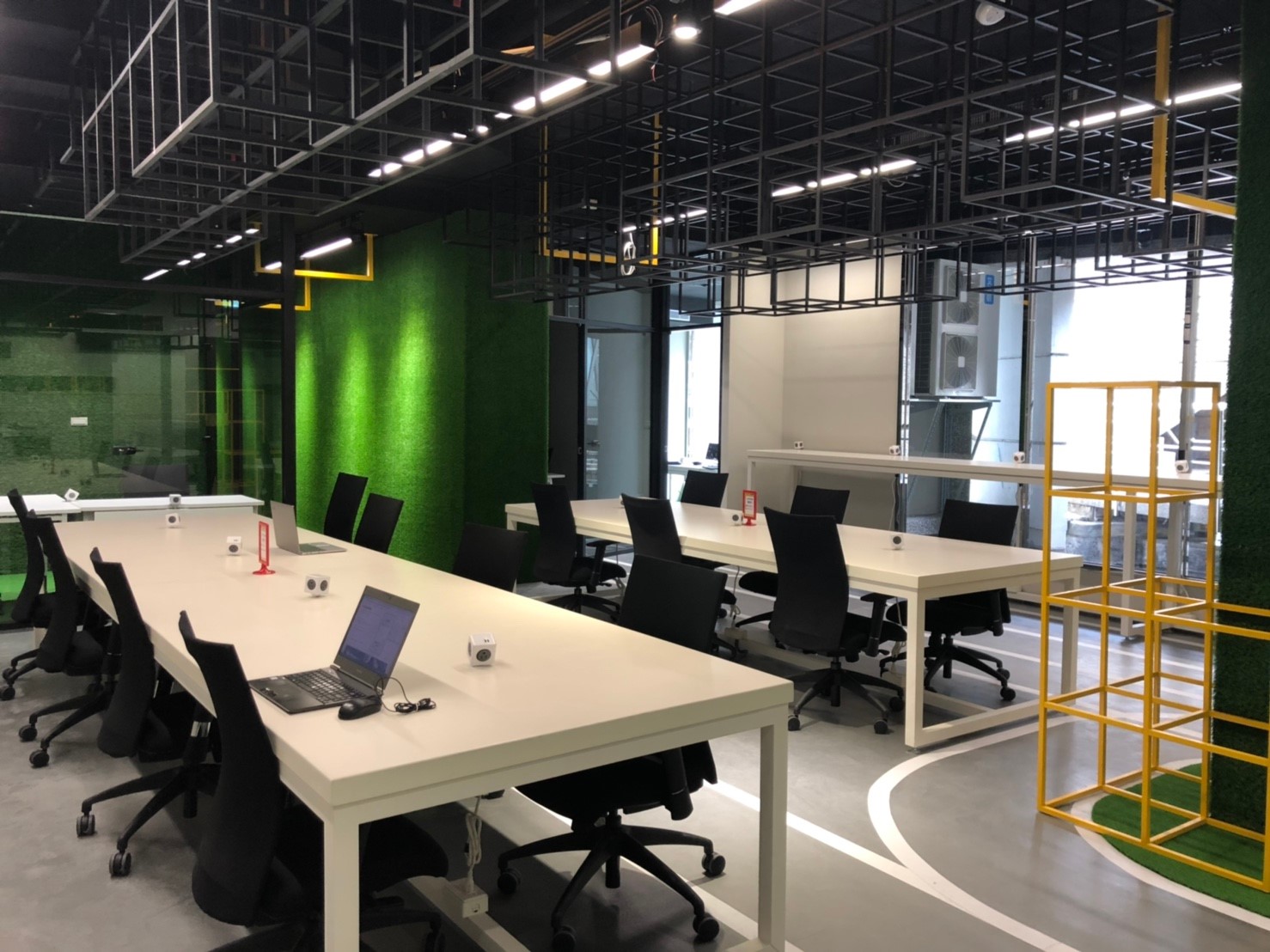 士林區倉庫|士林區 共同工作空間|倉庫兼具工作空間|智能倉庫|業界首創智能倉庫|倉庫出租 新北市| 三重區| 新店區 |搬家倉庫| 南港|松山火車站 | 公司倉庫推薦  - 20190119122551-443120262.jpg(圖)