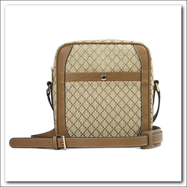 【名牌皇朝】本店專業經營世界頂級名牌的皮夾，包包,手錶，飾品唷~~~！！！  - 20110816174006_489367641.jpg(圖)