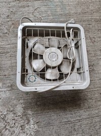 二手雙燕牌 8吋通風扇300元不含運不保固_圖片(1)
