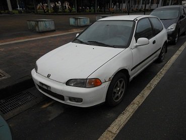 Honda本田K6 ,Civic 3D ,女用一手,自排,省油,省稅,維修容易,況佳自售3.5萬 洽0983-909-909 - 20130415022508_963960692.jpg(圖)