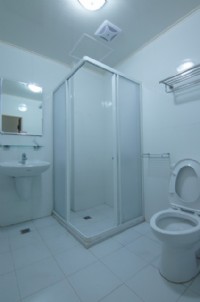 竹南租屋,竹南租房子,竹南租套房／龍山路二段洗衣機陽台套房／吳先生_圖片(3)