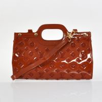 LV新款包包广州厂家批发一手货源顶级品质 更多GUCCI包包chanel包包celine笑脸包 蝙蝠包_圖片(1)
