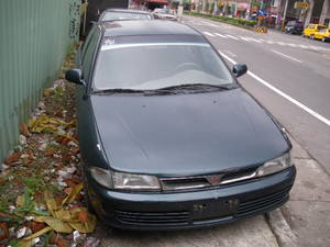 ☆挑戰全國最高價~汽車報廢車回收站☆~超高回收價1.5萬 ~30萬..免費拖吊.現金交易.當場付現0982-181564林先生 - 20121028151623_408643140.jpg(圖)