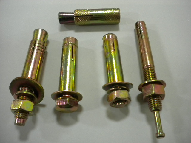 本公司 永曜螺絲有限公司 銷售承製產品以種類區分有各式螺絲、螺帽、華司、膨脹螺栓、扣環、U型螺絲、插銷..等。 - 20121112103033_687661625.JPG(圖)