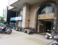員林黃金店面出租-330坪，育英路及民生路口，八條通鑽石地段！ 免服務費_圖片(4)