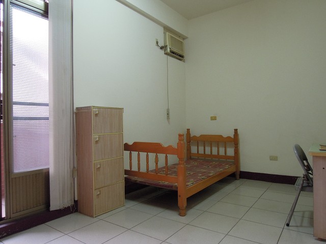 南亞便宜優質套房出租 0912146144 李先生 - 20121217201756_678038195.jpg(圖)