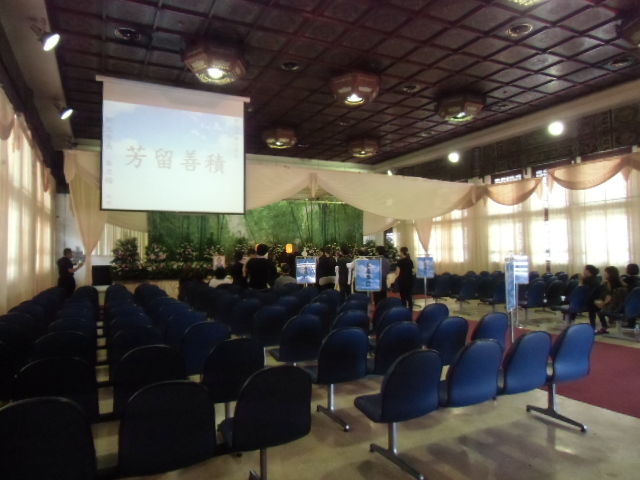 0800060789收購批發價0912816714買賣慈恩園祥雲觀金寶山關渡龍園仁慈寺骨灰位牌位骨甕位墓地今生普羅國寶生前契約撿骨骨灰罐禮儀三萬聯合公祭低價禮儀包辦服務宜蘭基隆台北新北桃園新竹苗栗台中 - 20140706183124-647898546.JPG(圖)