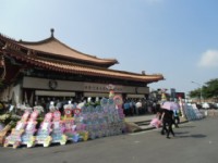 0912802711一0928590980宜蘭壽園殯儀館禮儀包辦服務您要花多少錢自己說話收購批發價北中南合法寶塔位買賣骨灰位牌位骨甕位墓地各寶塔公司或園區過戶塔位權狀買賣一日完成全省塔位買賣北中南服務_圖片(1)