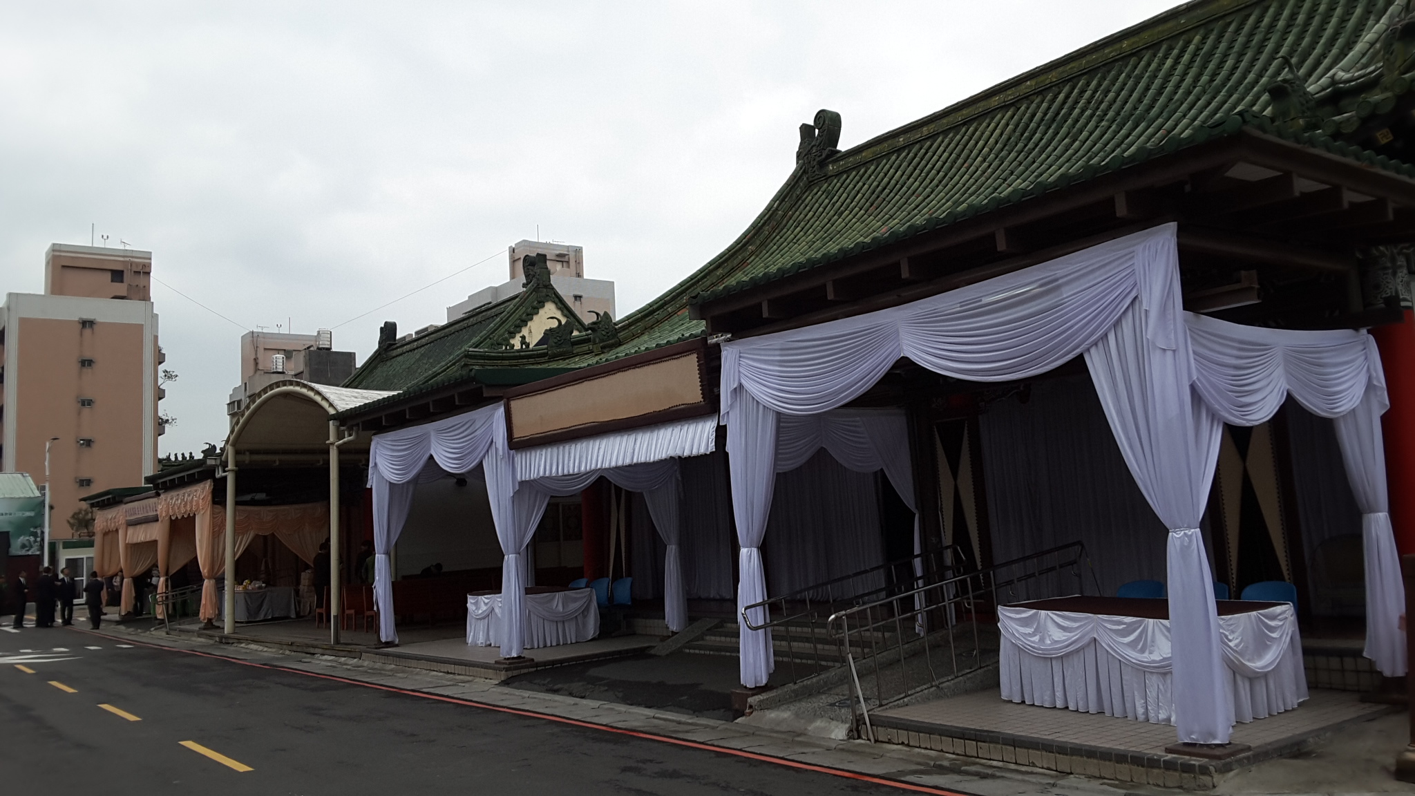 0912802711一0928590980民權東路二段殯儀館禮儀包辦您要花多少錢自己說話收購批發價北中南合法寶塔位買賣骨灰位牌位骨甕位墓地各寶塔公司或園區過戶塔位權狀買賣一日完成全省塔位買賣北中南服務 - 20170324145939-339065049.jpg(圖)