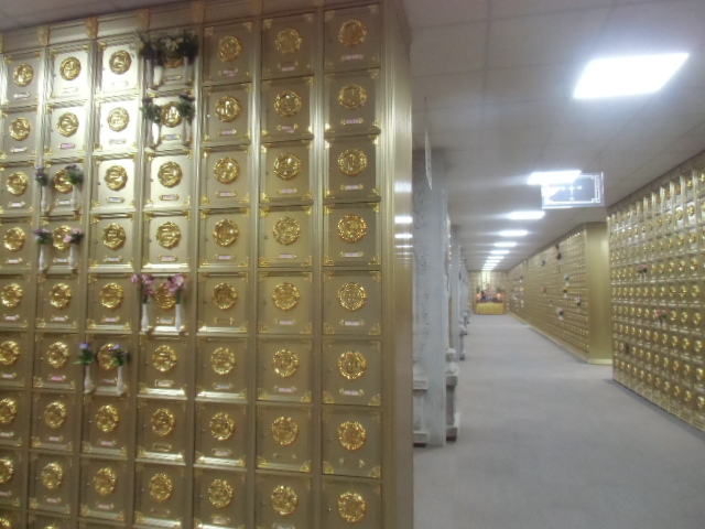 0912802711第六層祥雲觀骨灰位一樓中間位16500元客戶賠錢貨廉讓出售撿骨骨灰罐收購批發價北中南合法寶塔位買賣骨灰位牌位骨甕位墓地各寶塔公司或園區過戶塔位權狀買賣一日完成全省塔位仲介北中南服務 - 20180312122242-828844273.jpg(圖)