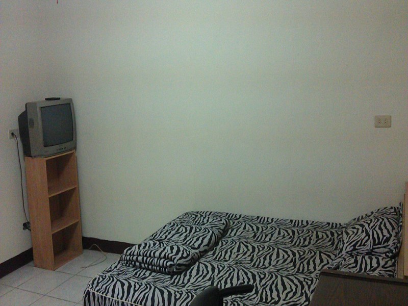  (半年繳及年繳即享有優惠)!! 中壢市中原大學附近套房出租 請洽0915958728 (小劉) - 20121202165337_556444869.jpg(圖)