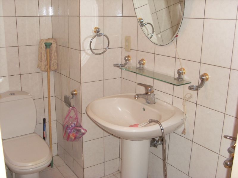 電梯套房出租 - 20131022224353_453418512.JPG(圖)