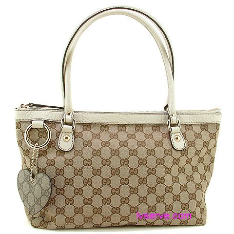 GUCCI 09秋冬Sukey系列-愛心吊飾肩背白色空姐拉鍊包 - 20130227191557_920931785.jpg(圖)