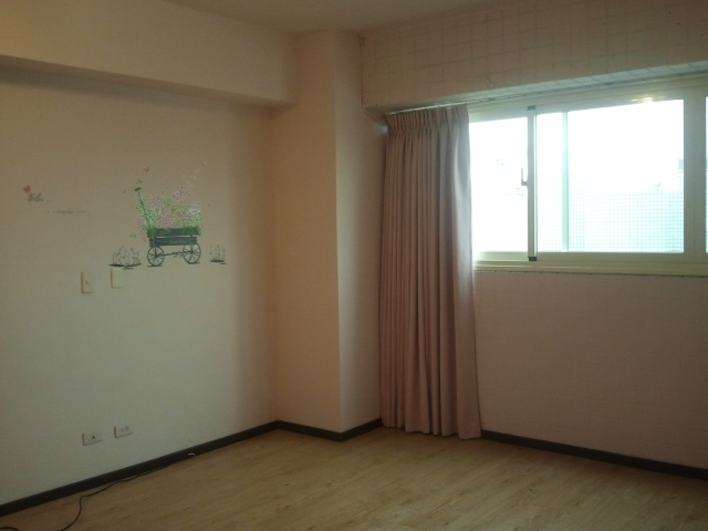 東英15街超美華廈 - 20130915161810_233331548.jpg(圖)