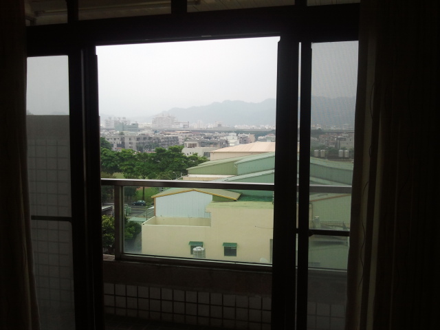 東英15街超美華廈 - 20130915161810_233386603.jpg(圖)